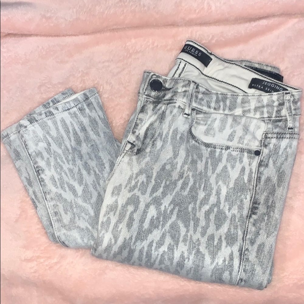 GUESS: Pants